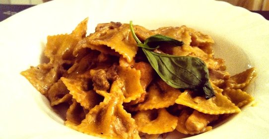 Паста фарфалле ди острика деликато