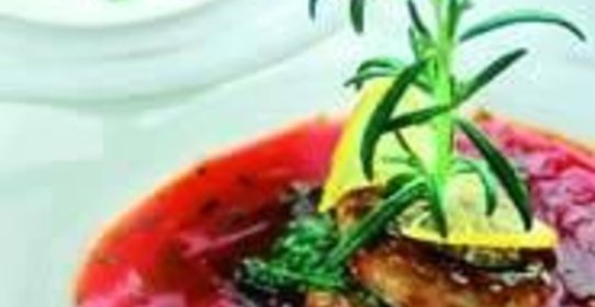 Борщ с фуа-гра