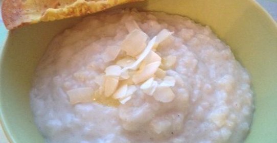 Рисовая каша с кокосом
