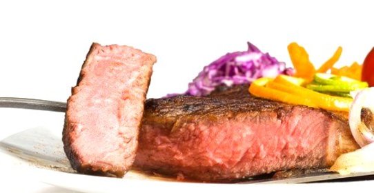 Говяжьи стейки в цитрусовом маринаде на гриле