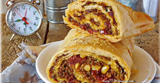 Мясной штрудель из фило