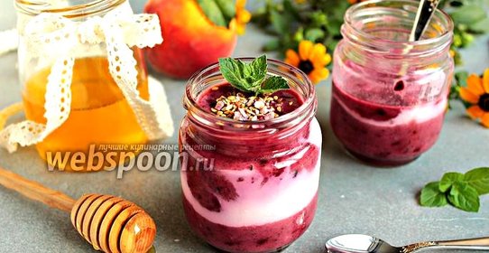 Смузи с йогуртом «Полосатый»