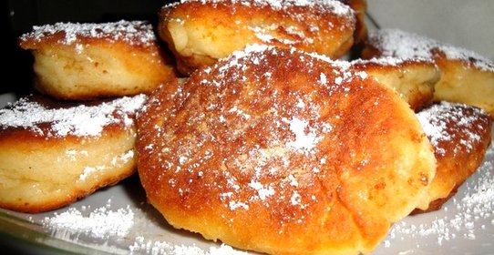 Творожные пирожки жареные