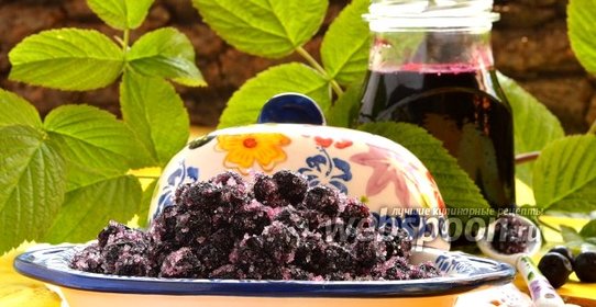 Цукаты из чёрноплодной рябины
