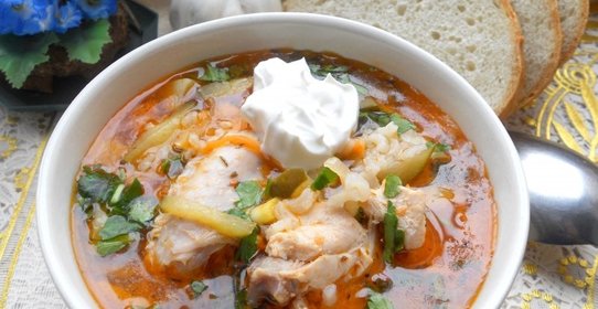 Рассольник с курицей и рисом
