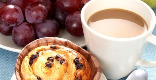 Виноградные кексы с десертным вином Vin Santo