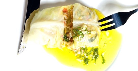 Голубцы с перловкой и морскими гадами