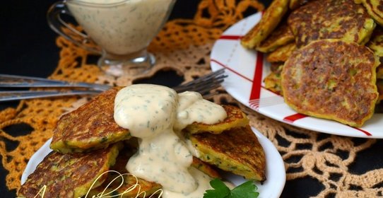 Кабачковые оладьи с морковью