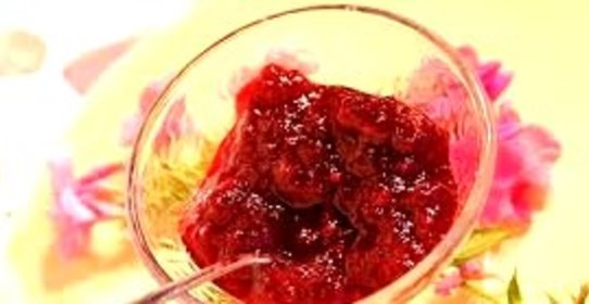 Малиновое варенье густое