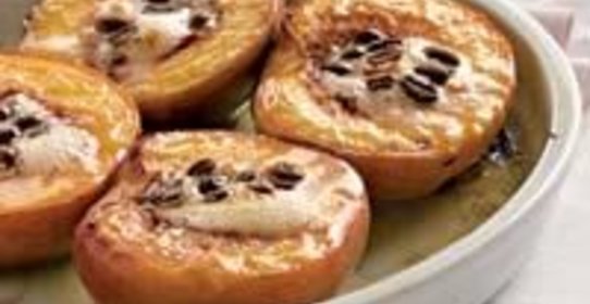 Запеченные персики с фисташковым кремом