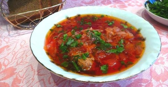 Борщ с тушенкой и капустой