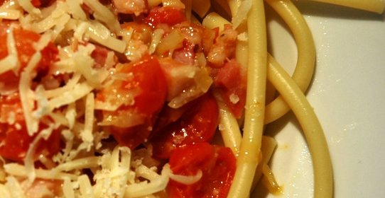 Паста аматричиана