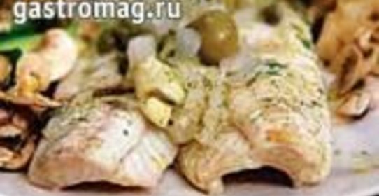 Рыба, запеченная с оливками и каперсами