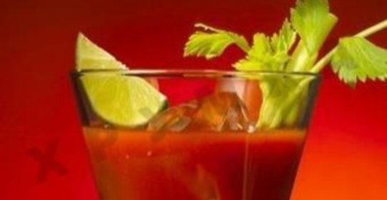 Коктейль Кровавая мэри в домашних условиях