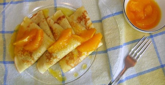 Апельсиновые блинчики с апельсиновым соусом