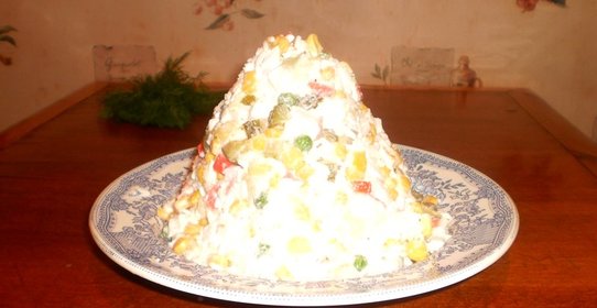 Постный салат с крабами