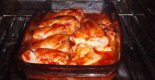 Куриные крылышки с острым соусом