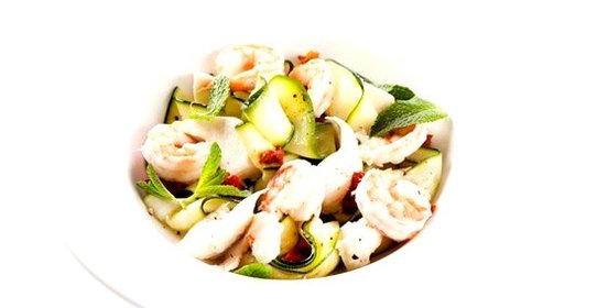 Маринованные цукини с креветками и моцареллой Unagrande