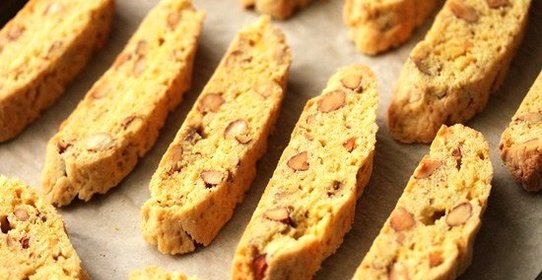 Апельсиново-миндальные бискотти
