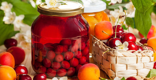 Компоты для летнего дня: 5 рецептов + секреты приготовления