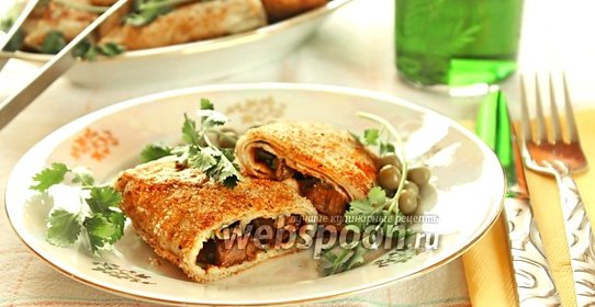 Блинчики с мясом и сыром в хрустящей панировке