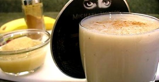 Витаминный напиток с яблоком и корицей