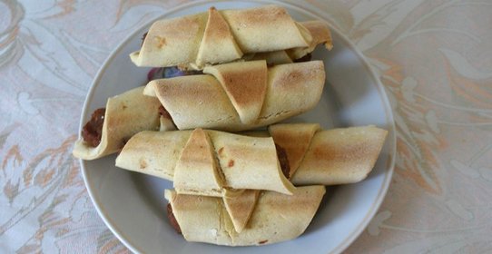 Рогалики с сухофруктами