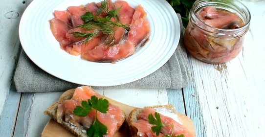 Рыба красная малосольная, бюджетная