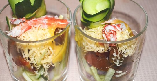 Салат из натурального крабового мяса