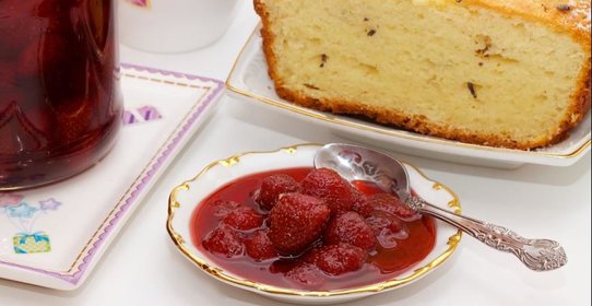 Варенье из клубники и розмарина