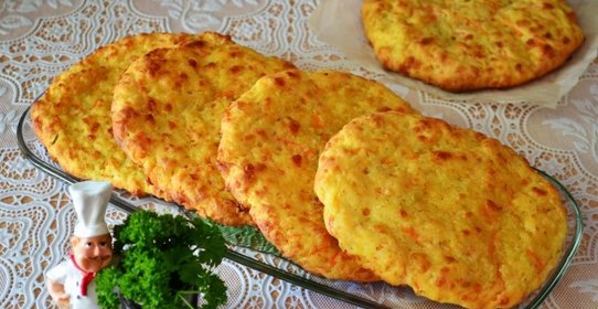 Сырные лепешки с морковью.