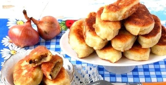 Пирожки с грибами и картошкой жареные