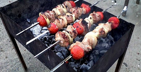 Шашлык из свинины в гранатовом соке