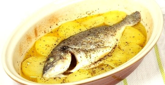 Дорада с картофелем