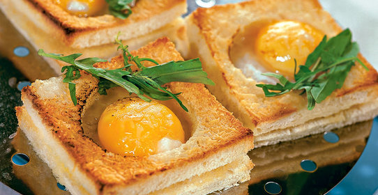 Горячая закуска из яиц