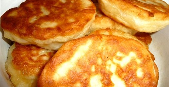 Пирожки с яблоками жареные