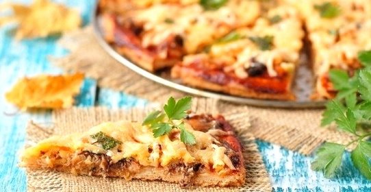 Пицца с консервированной скумбрией