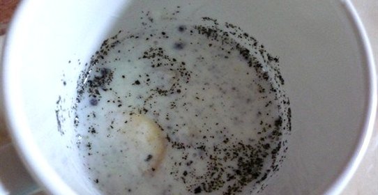 Смузи с листьями зеленого чая