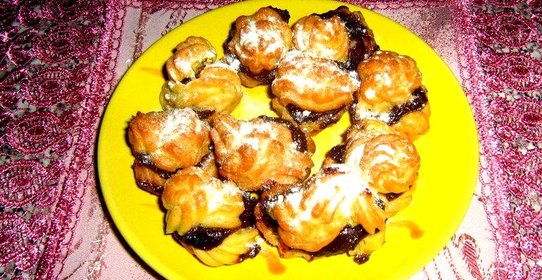 Эклеры со сгущенкой