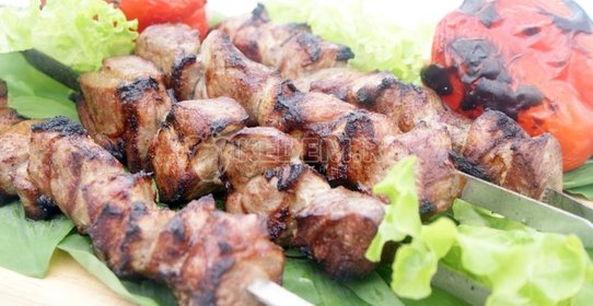 Картофель, фаршированный копченой рыбой