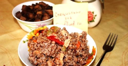 Гречка с овощами и курицей в мультиварке