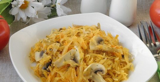 Солянка из свежей капусты с грибами