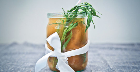 Компот с сухофруктами и тархуном