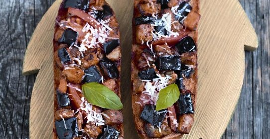 Брускетта с баклажанами алла пармиджана