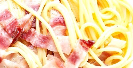 Спагетти карбонара с копченой корейкой