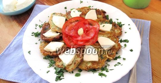 Оладьи из кабачков с луком-шалотом