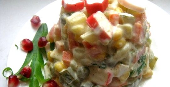 Салат Оливье с крабовыми палочками