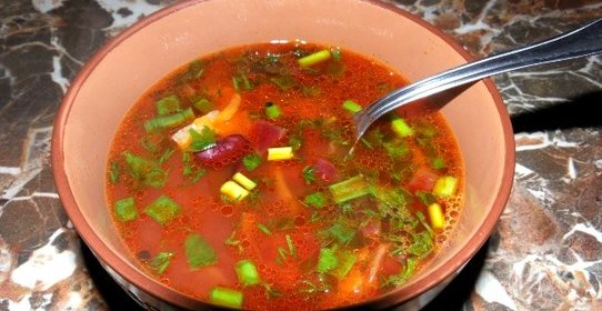 Борщ с консервированной фасолью