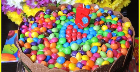 Торт M&M