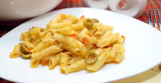 Макароны с овощами